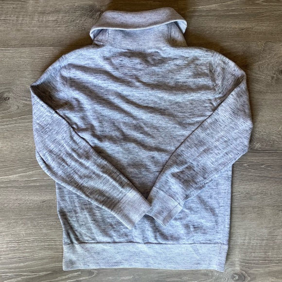 J. CREW | Grey Sweater Shirt with Pockets - Picture 5 of 6